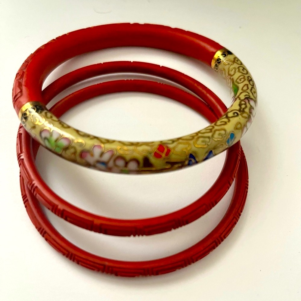 Chinese Cinnabar/Cloisonne’ Vintage Red and Gold Bangle Set
